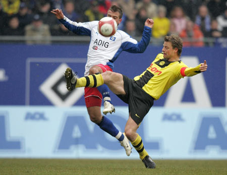 了更加冷静 了更加冷静